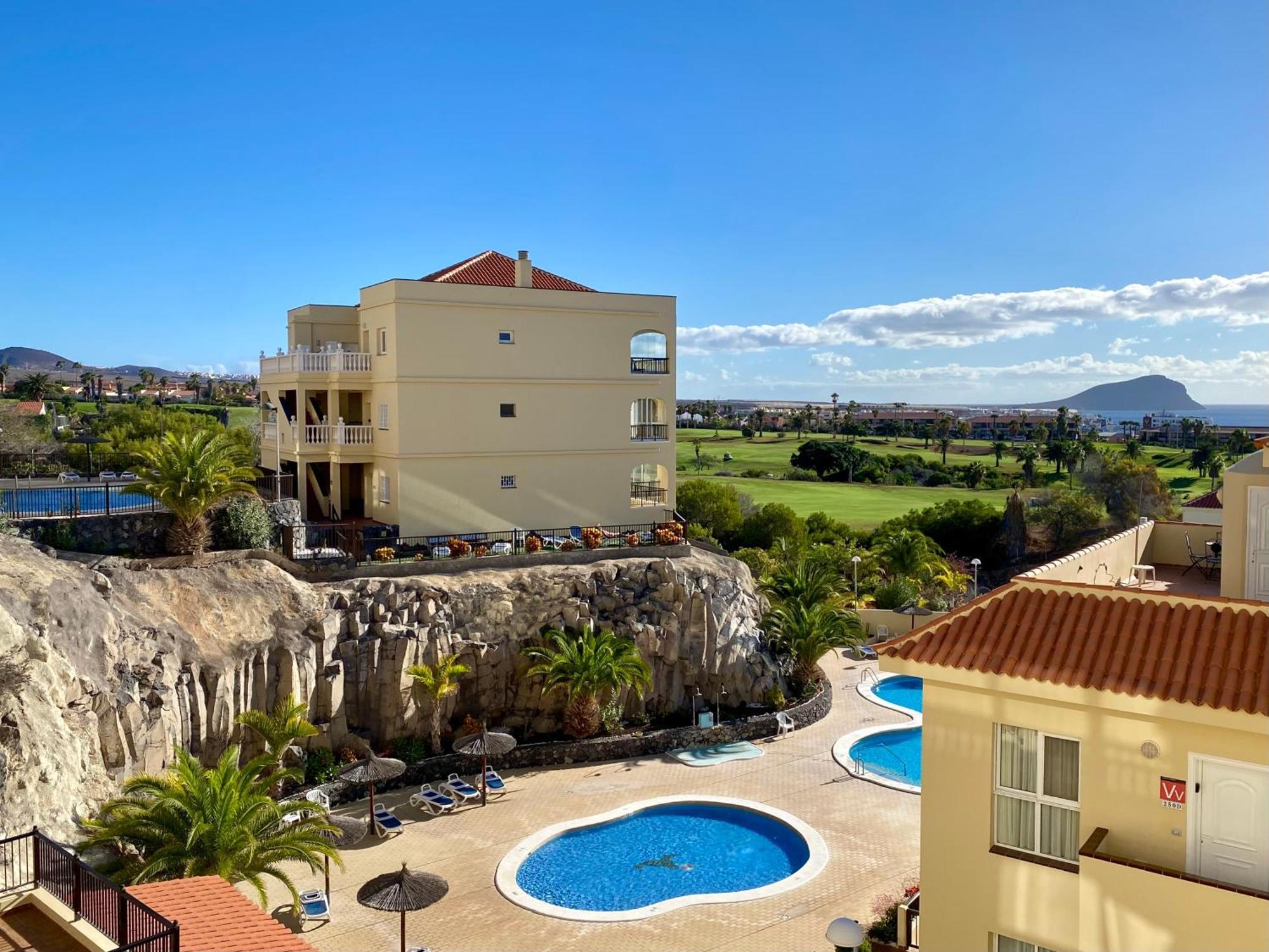 La Paz. Lovely Overlooking The Golf And Sea San Miguel de Abona